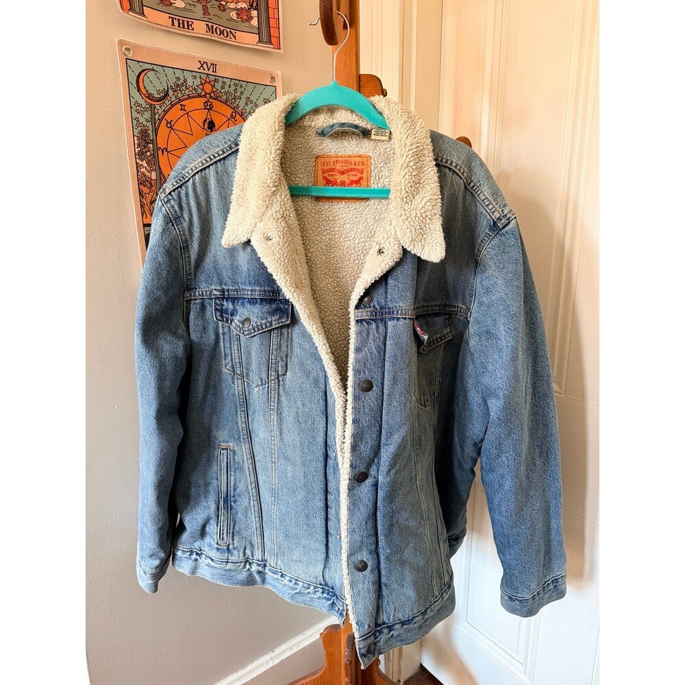 Levi Strauss & Co. Denim SherpaLevi Strauss & Co. Denim Sherpa Lined Jean Jacket